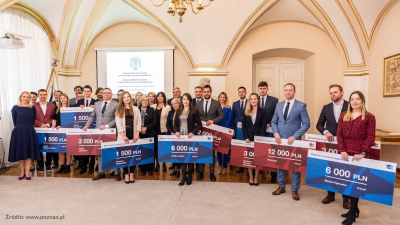 Nagrodzono najlepsze prace doktorskie i magisterskie