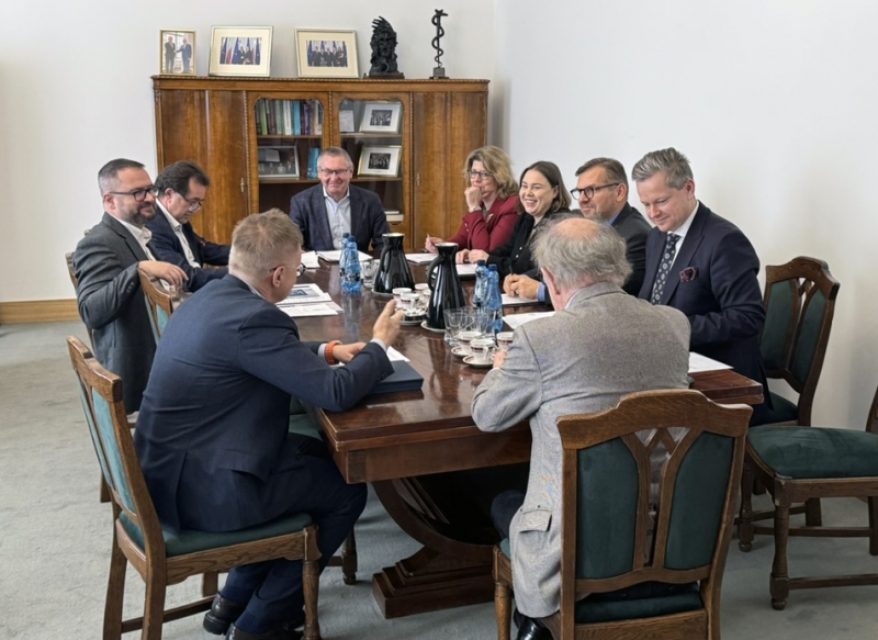 Pierwsze posiedzenie nowej Rady Uczelni Uniwersytetu Medycznego im. Karola Marcinkowskiego w Poznaniu na kadencję 2025-2028